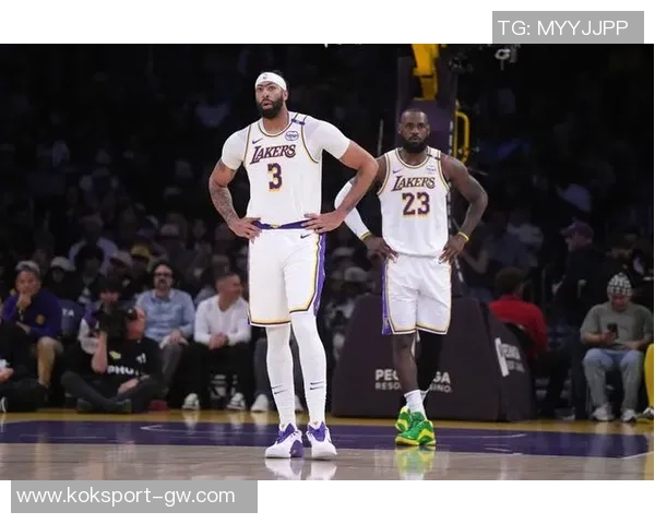 浓眉团队与独行侠洽谈可能的赛季中期交易事宜 浓眉团队与独行侠洽谈可能的赛季中期交易事宜